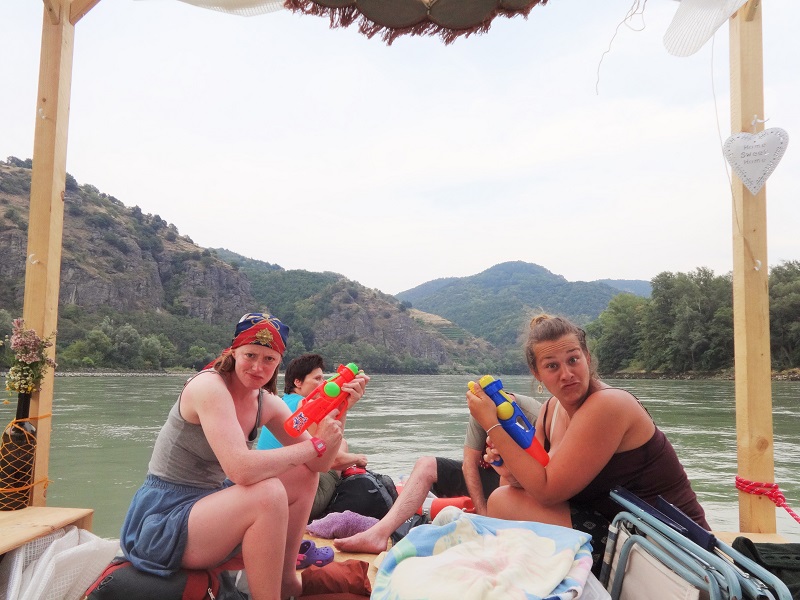 piraten donau floß